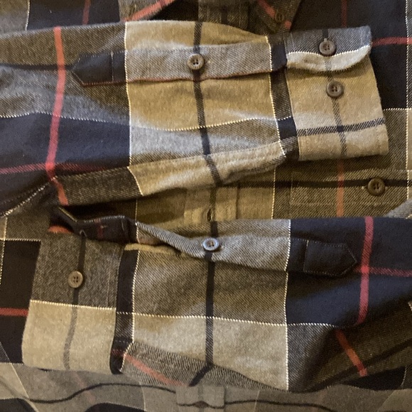 NWT men’s Large flannel Orvis shirt - Picture 7 of 8
